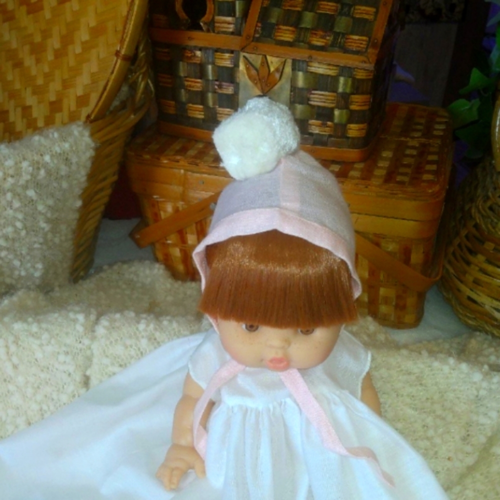 Minikane Doll Bonnet